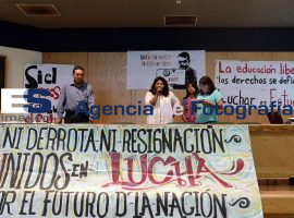 FEET llama a asamblea tras resultados de ingreso de la BUAP  - ES imagen agencia de fotografía