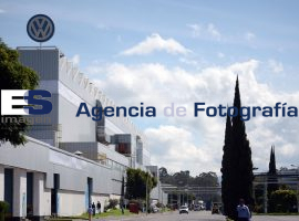 En crisis contractual, VW festaja 10 000000 de autos  - ES imagen agencia de fotografía
