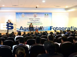Esparza reconoce a atletas universitarios  - ES imagen agencia de fotografía