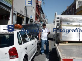Regulan franeleros en Puebla  - ES imagen agencia de fotografía