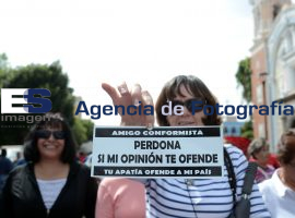 Se manifiestan maestros contra reforma educativa  - ES imagen agencia de fotografía