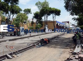 concreto hidráuico en la once, avance lento  - ES imagen agencia de fotografía