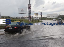 Se inundó Cúmilo de Virgo, luego de aguacero - ES imagen agencia de fotografía