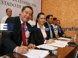 CTM y secretaría de trabajo firman convenio  - ES imagen agencia de fotografía
