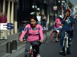 Paseo ciclista  - ES imagen agencia de fotografía