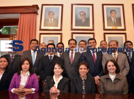 Toma protesta Alfonso Esparza a su equipo de trabajo - ES imagen agencia de fotografía