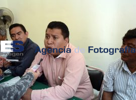 Priístas de la sierra norte en rueda de prensa  - ES imagen agencia de fotografía