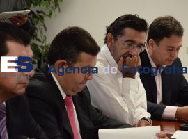Empresarios se pronuncian contra la reforma hacendaria  - ES imagen agencia de fotografía