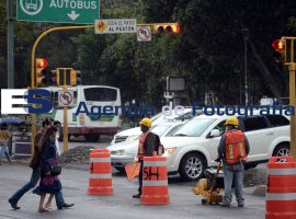 Raymond, provoca lluvias en la ciudad  - ES imagen agencia de fotografía