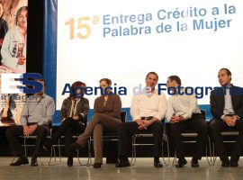 Realizan 15a entrega de Crédito a la Palabra de la MUjer - ES imagen agencia de fotografía
