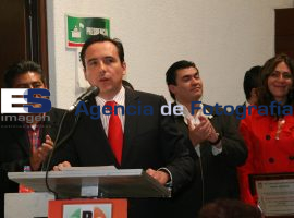Celebran en el PRI el voto de la mujer - ES imagen agencia de fotografía