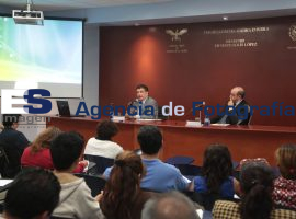 Carlos Meza en la Casa de la Culura Jurídica en Puebla - ES imagen agencia de fotografía