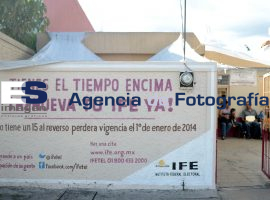 IFE, campaña por renovar credenciales  - ES imagen agencia de fotografía