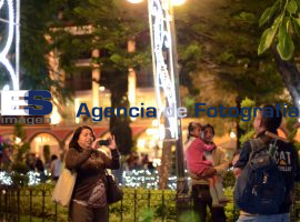 Iluminación, grandes costos   - ES imagen agencia de fotografía