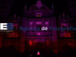 Pedaleando hacia el cielo  - ES imagen agencia de fotografía