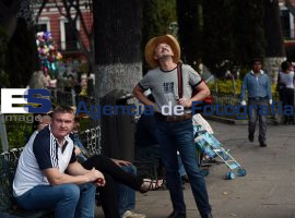 Afloran visitantes en centro histórico  - ES imagen agencia de fotografía