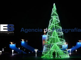 RMV y Rivera encienden luminaria Navideña  - ES imagen agencia de fotografía