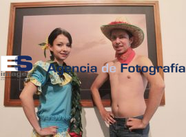 Encuentro infantil Hawaiano - ES imagen agencia de fotografía