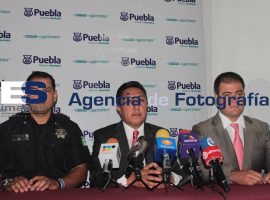 Funcionarios de seguridad presentan 7 asaltantes a cuentahabientes  - ES imagen agencia de fotografía