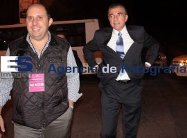 Antonio Gali se reune con simpatizantes tras debate . - ES imagen agencia de fotografía