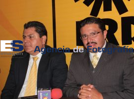 Erick Cotoñeto en rueda de prensa 20-03-2013 - ES imagen agencia de fotografía