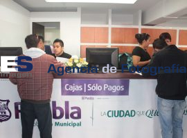 Ciudadanos realizan pago de Predial - ES imagen agencia de fotografía