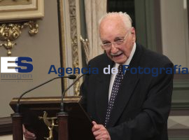 Recibe reconocimiento Pedro Ángel Palou - ES imagen agencia de fotografía