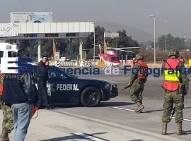 Accidente automovilístico en caseta Chalco - ES imagen agencia de fotografía