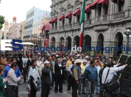 Cientos de cañeros se manifiestan contra gobierno del estado - ES imagen agencia de fotografía