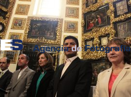 Rueda de prensa en Capilla Ochabado  - ES imagen agencia de fotografía