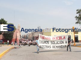 Marcha Antorcha Campesina y Magisterial - ES imagen agencia de fotografía
