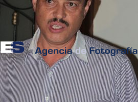 Ganamos contundentemente :Alejandro Becerra - ES imagen agencia de fotografía