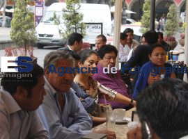 El Alcalde Eduardo Rivera en compañía de presidentes de las junt - ES imagen agencia de fotografía
