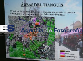 Tianguistas piden reubicación en San Martín Texmelucan - ES imagen agencia de fotografía