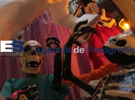 El congreso del estado realiza un homenaje  a los 60 años de voto de la mujer en México - ES imagen agencia de fotografía