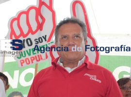 Enrique Agüera visita colonia Loma Bella - ES imagen agencia de fotografía
