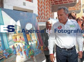 Visita Enrique Agüera el barrio del Artista - ES imagen agencia de fotografía