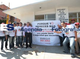 Recorre Enrique Agüera casetas de seguridad 2013 - ES imagen agencia de fotografía