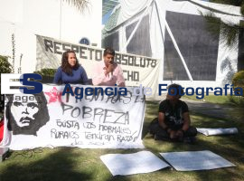 Pronunciamineto de la Asamblea Inter Universitaria de la BUAP - ES imagen agencia de fotografía