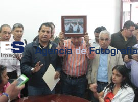 Líder Sindical del Ayuntamiento boicotea rueda de prensa de Iván GalindoLÃ­der Sindical del Ayuntamiento voicotea rueda de pren - ES imagen agencia de fotografía