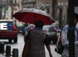 Bajas de temperatura y lluvias en el estado - ES imagen agencia de fotografía