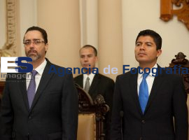 Entrega Eduardo Rivera Tercer Informe ante Cabildo - ES imagen agencia de fotografía