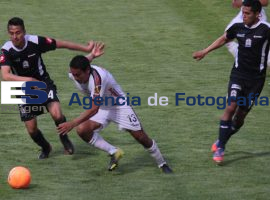 Lobos & Estudiantes de Altamira - ES imagen agencia de fotografía