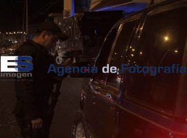 Reten por parte de la Policía Municipal - ES imagen agencia de fotografía