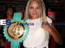 Presentación de la pelea de box de Barby & Carla Weiss - ES imagen agencia de fotografía