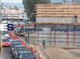 Continúan obras de distribuidor vial  - ES imagen agencia de fotografía