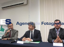 Mexicanos  primero - ES imagen agencia de fotografía