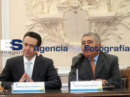 Firma de convenio entre el Tribunal y la CAIP - ES imagen agencia de fotografía