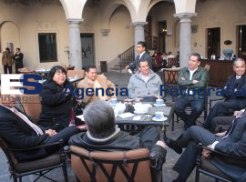 Diputados priistas electos se reunen en Hotel del Centro Histórico - ES imagen agencia de fotografía