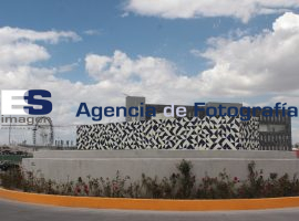 Retiro de estructura en el CIS - ES imagen agencia de fotografía